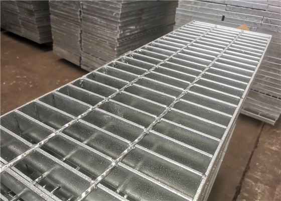 6mm Gegalvaniseerde het Staalgrating I van de Koolstofstaal Hete Onderdompeling Typeblad