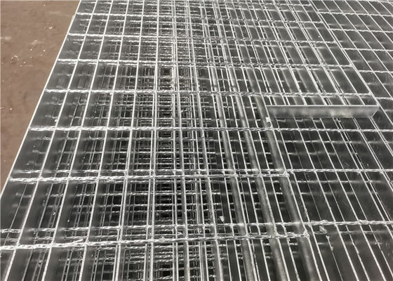 Getand het Platformstaal die van het Tredeloopvlak Hete Ondergedompelde Gegalvaniseerde 3X30 raspen