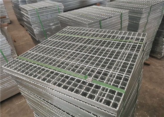 Q235 Windweerstand Gelast Staal dat 1500mm Goedgekeurde Breedte ISO9001 raspt