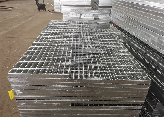 Q235 Windweerstand Gelast Staal dat 1500mm Goedgekeurde Breedte ISO9001 raspt