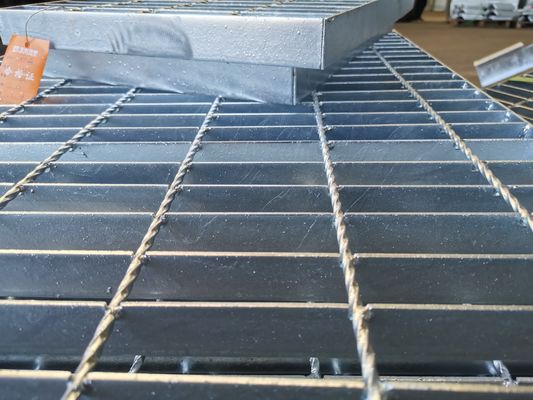 Grating van het de Hete Onderdompelings Gegalvaniseerde Staal van het steunbalkbewijs
