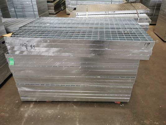 32*3mm van de Tredeloopvlakken van de Workshoplas het Staalgrating de Antiexplosie van het Steunbalkbewijs