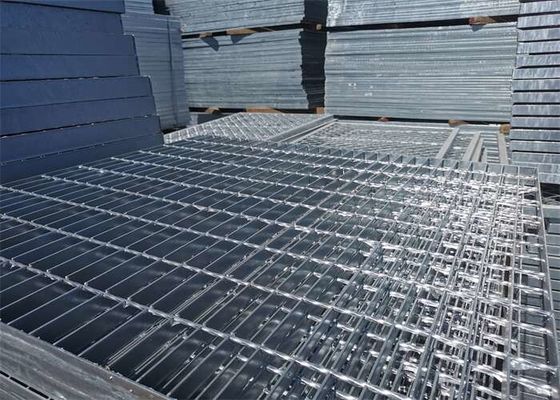 Het chemische Gegalvaniseerde Staal die van de Installatie Hete Onderdompeling 1m Getand Blad raspen