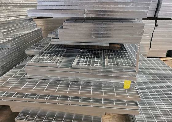 Industrieel de Loopvlakkenstaal die van de Platformtrede 5mm dik voor Spoorwegbrug raspen