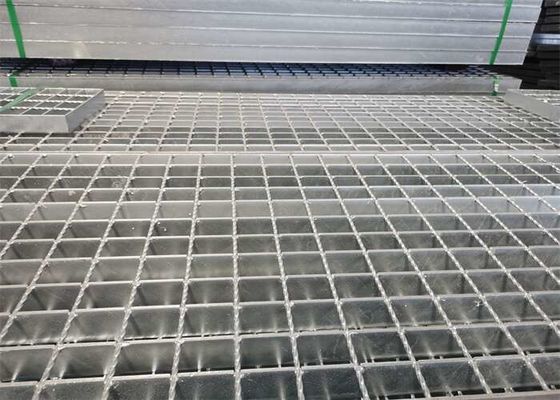 5mm Dikke Grating van het de Loopvlakkenstaal niet van de Misstaptrede