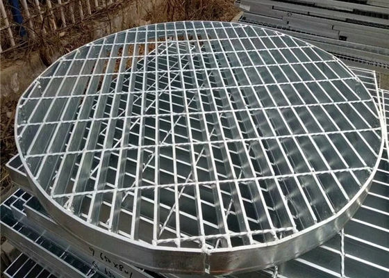 Grating van het de Hete Onderdompelings Gegalvaniseerde Staal van de luchthavenbaan Q195 Drainagedekking