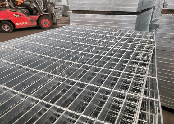 Van de het Afvoerkanaalrooster Q345 van de bouwbrug het Drainage Gegalvaniseerde Lage Koolstofstaal