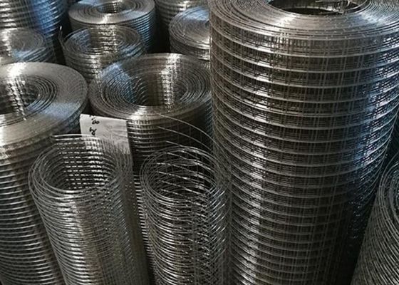 OEM Schoolyard Gelaste Draad Mesh Fence 5X5mm Hete Onderdompeling het Galvaniseren